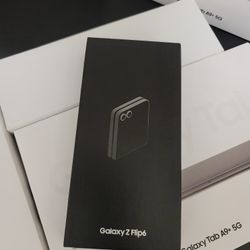 Samsung Galaxy Z Flip 6 Unlocked 