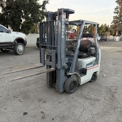 2012 NISS FORKLIFT GRAY