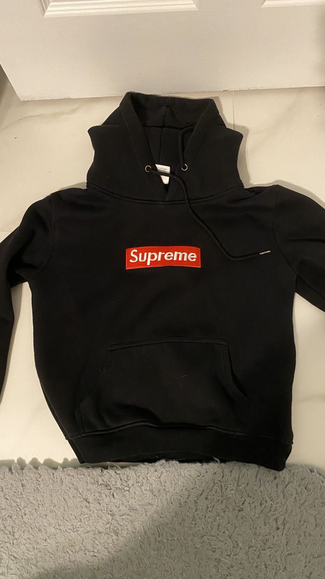 Supreme Hoodie