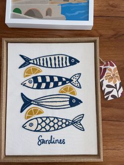 Brand New BP Home Fish Embroidered Yarn Wall Art