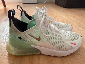 Nike Air Max 270 Sneakers size 7.5