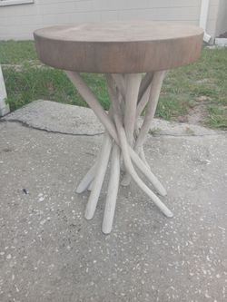 Super adorable wood stools