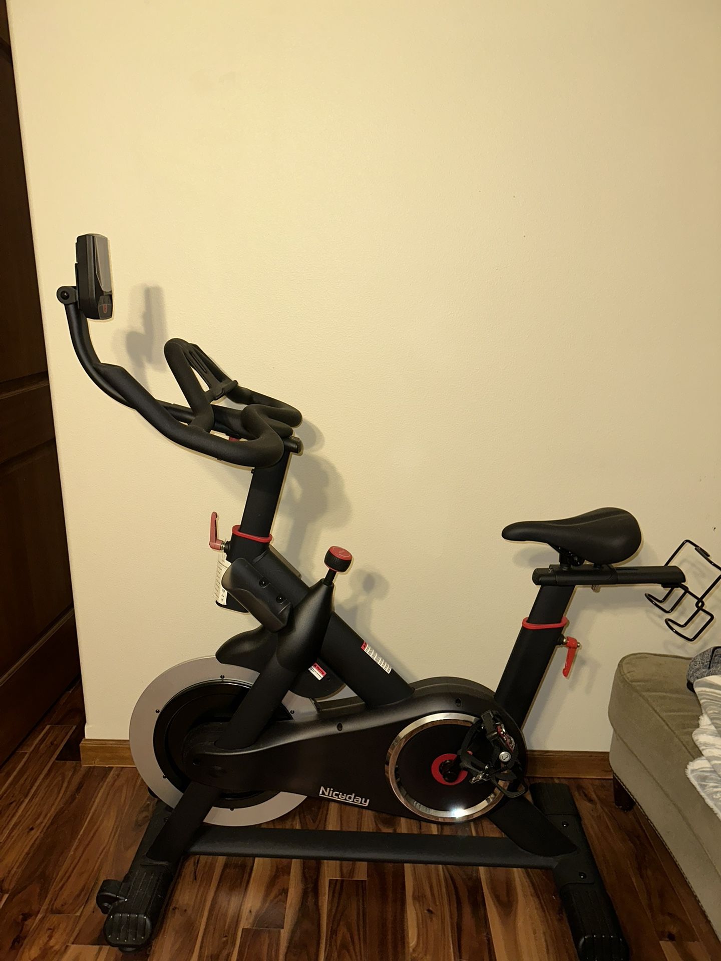 Niceday Magnetic Exercise Bike - Max Wt 385 Lbs