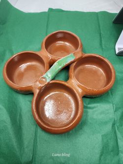Terracotta 4-Bowl Salsa Serving Dish