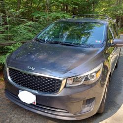 2017 KIA Sedona
