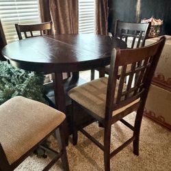 Dining Set 