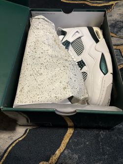 Jordan Retro 4 oxidized green