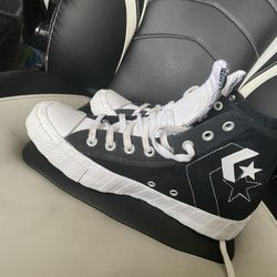 Converse  7.5 Mens 