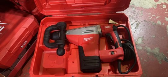 Milwaukee 15lb sds-max Demolition Hammer