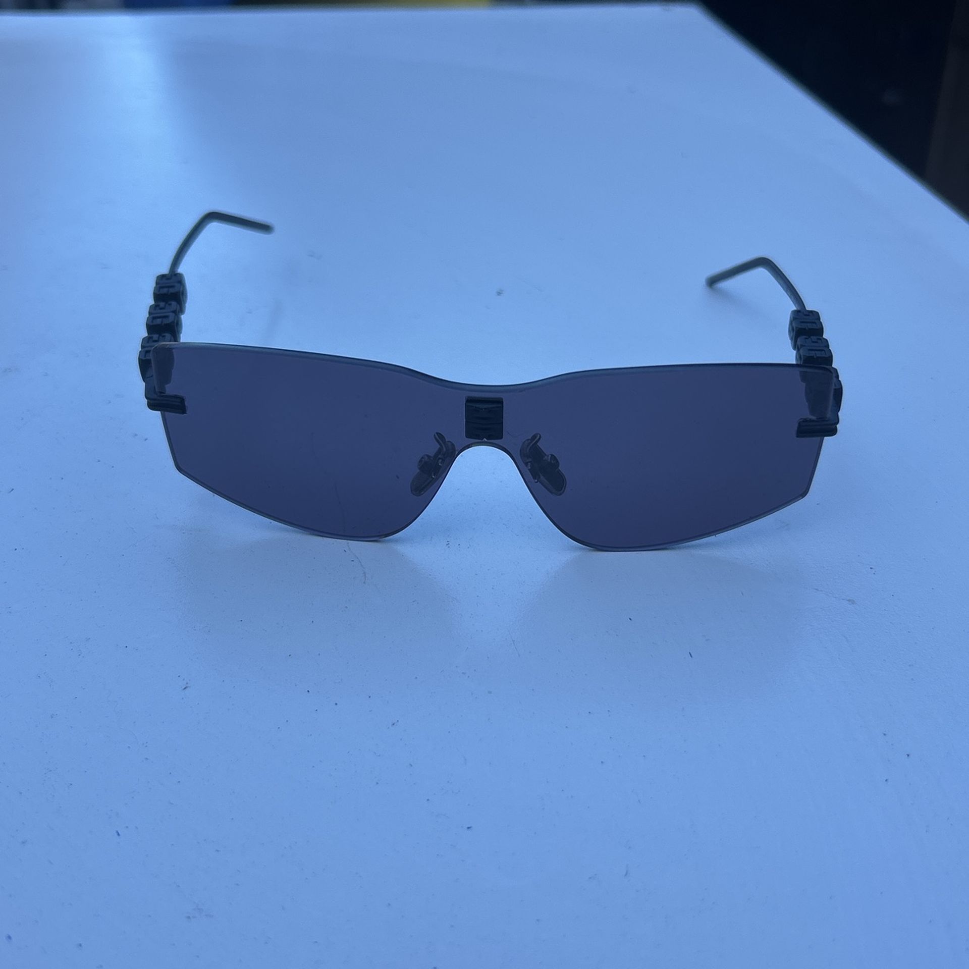 Givenchy Authentic 4GEM Matte Black Smoke Rimless Mask Sunglasses