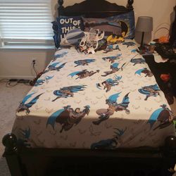 TWIN POSTER BED