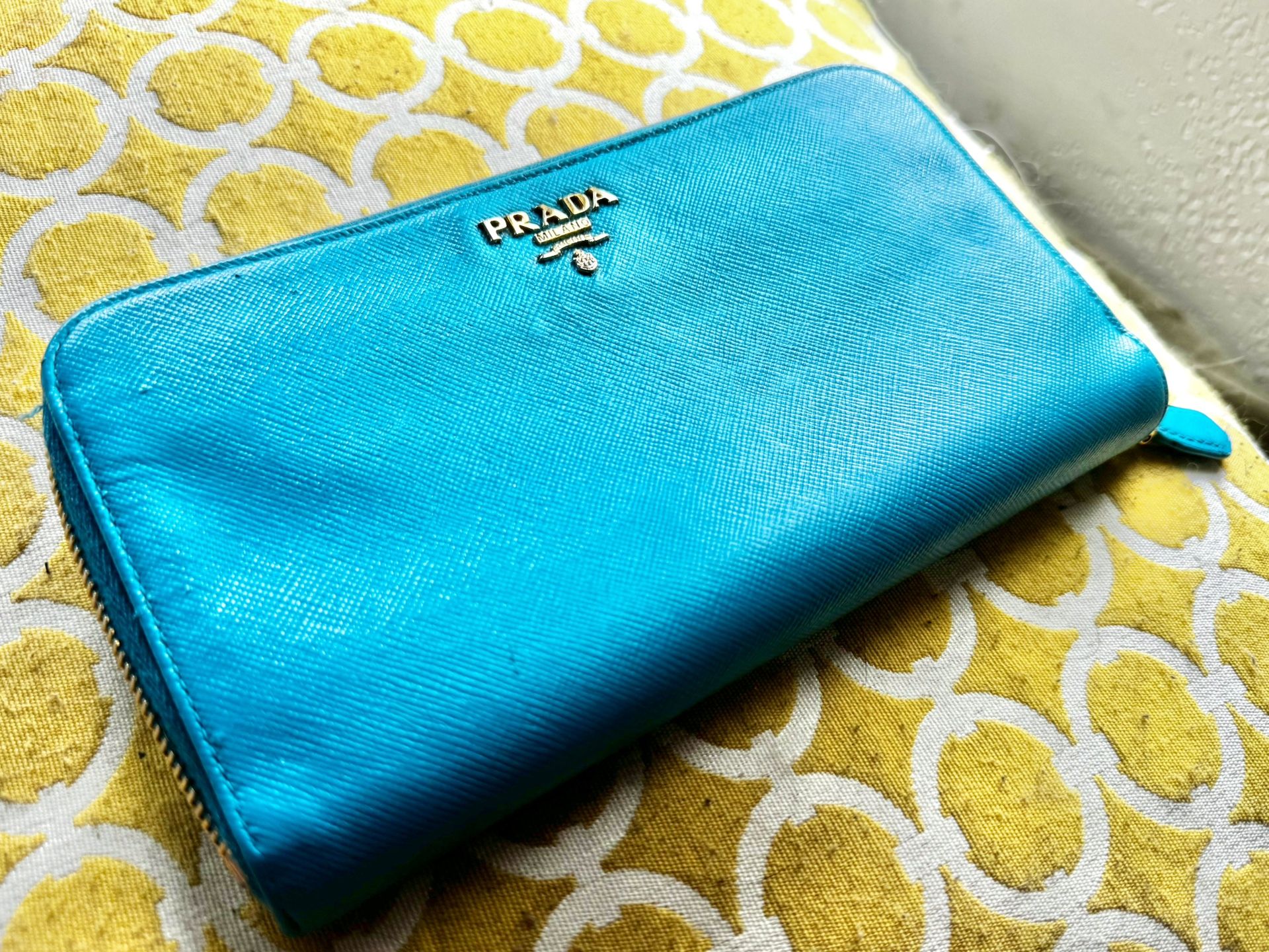 Prada Envelope Wallet Blue Leather Authenticated 