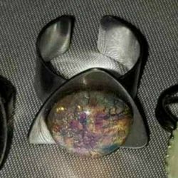 VINTAGE UNIQUE SILVER METAL ADJUSTABLE OPAL RING