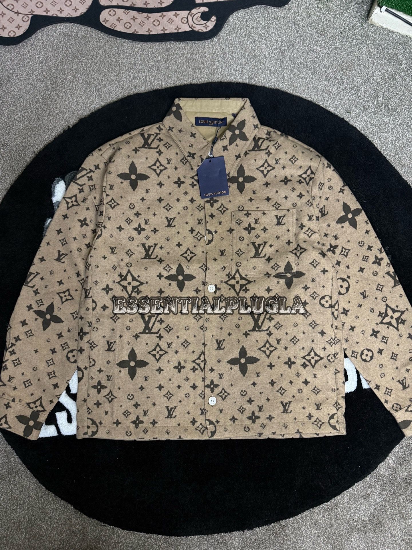 LV Jacket Medium