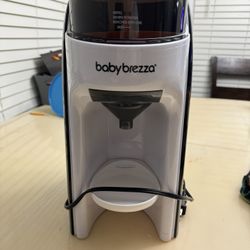 Babybrezza Formula Dispenser