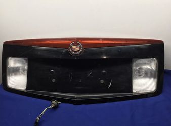 2003-2007 Cadillac CTS Third 3rd Brake Light and Finish Panel - Tested!