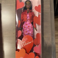 2000 Barbie Doll Black African American Very Valentine #28610