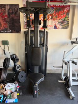 Chest Fly Machine