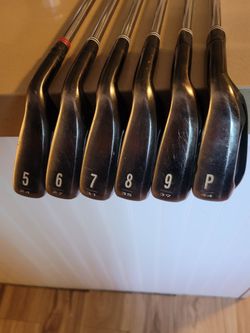 Cleveland CG16 black golf irons