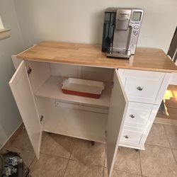 Kitchen Island 