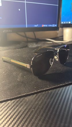 Gucci Aviator sunglasses