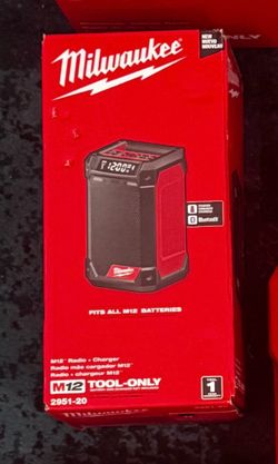 Milwaukee Radio Bluetooth Model 2921-20