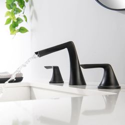 Wall Sink Tap Basin Bath Spout Bathtub Water Outlet with Single Lever Mixer Tap