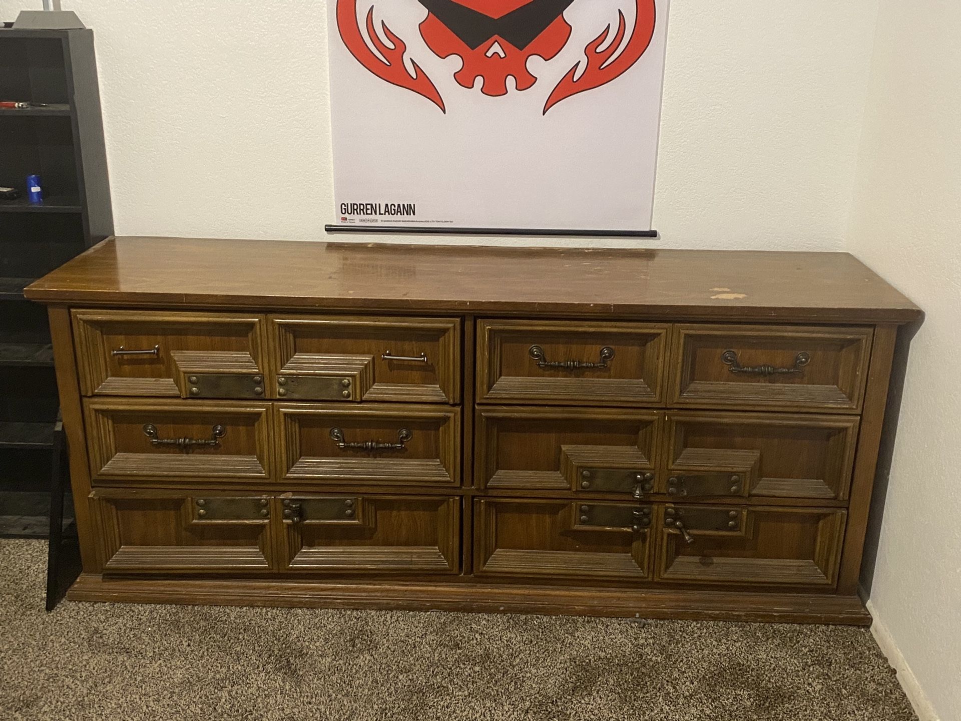 Dresser