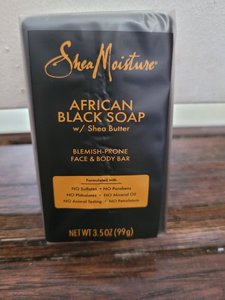 SHEA MOISTURE AFRICAN BLACK SOAP! SMALL BAR 3.5OZ! BRAND NEW SEALED!