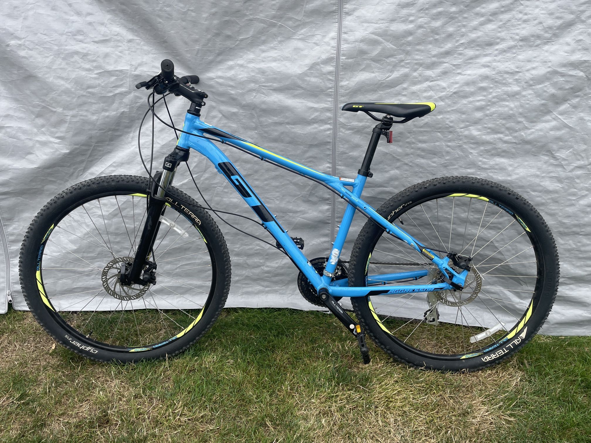 Mens GT aggressor Pro Mountain Bike