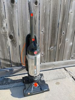 Commercial vacuum cleaner