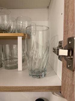 Set of 8 glasses