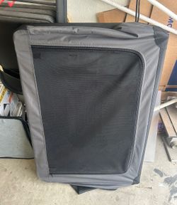 Two top paw foldable soft crate