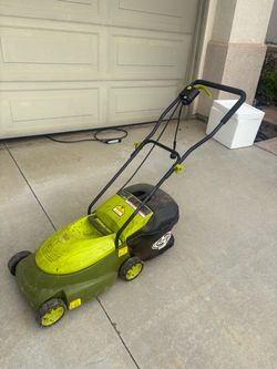Lawn mower. Electric