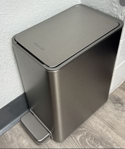 Kohler 6L Step Trash Can