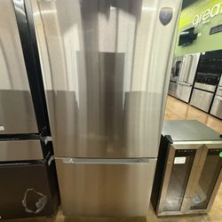 Midea bottom freezer refrigerator 