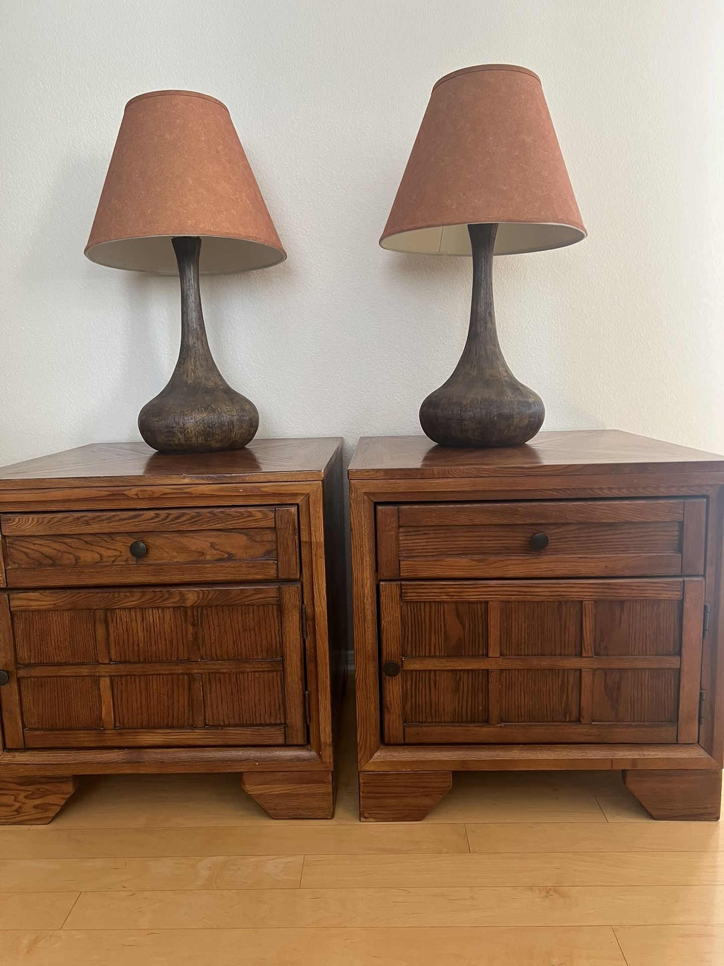 Solid Oak End Tables With Lamps