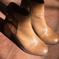 ALDO SZ 7 Boots