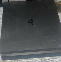 PS4 works fine