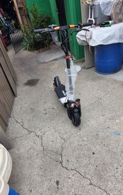 Electric scooter