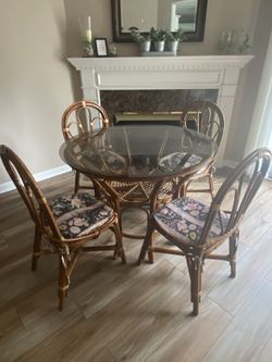 5 Piece Natural Rattan Dinning Set