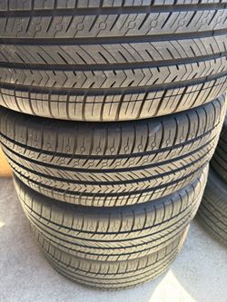 Set of Michelin Tires Pilot Sports All Season