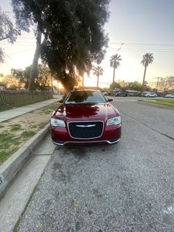 2018 CHRYSLER 300 RUNS BUT NEEDS WORK!