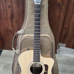TAYLOR 214CE ACOUSTIC/ELECTRIC GUITAR