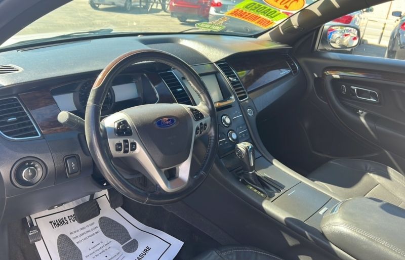 2013 Ford Taurus