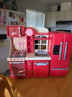 Little Girls Doll Play kitchen