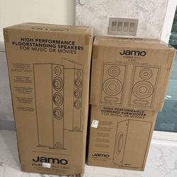 Speaker Set Brand New