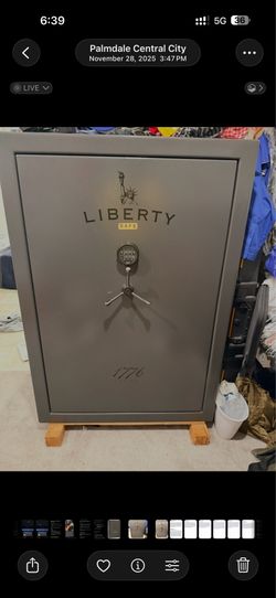 Liberty Gun Safe (on pallet)