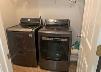 LG smart Washer and dryer