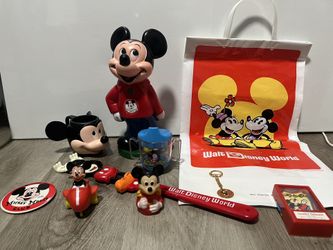 1960s -1080s Vintage Disney Lot 10 Items 